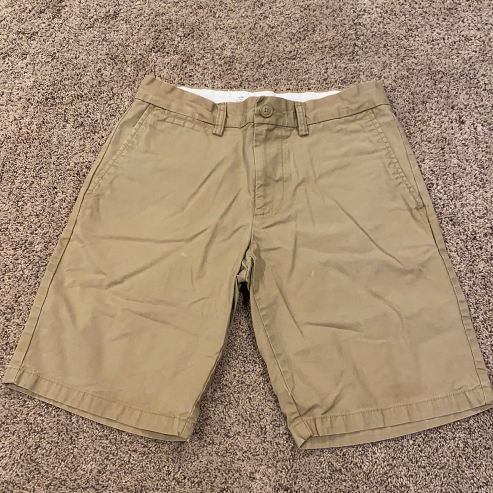 Khaki old navy shorts